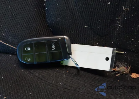 2018 Jeep Renegade Latitude 4X4 from USA, damaged, VIN ZACCJBBB7JPH30987